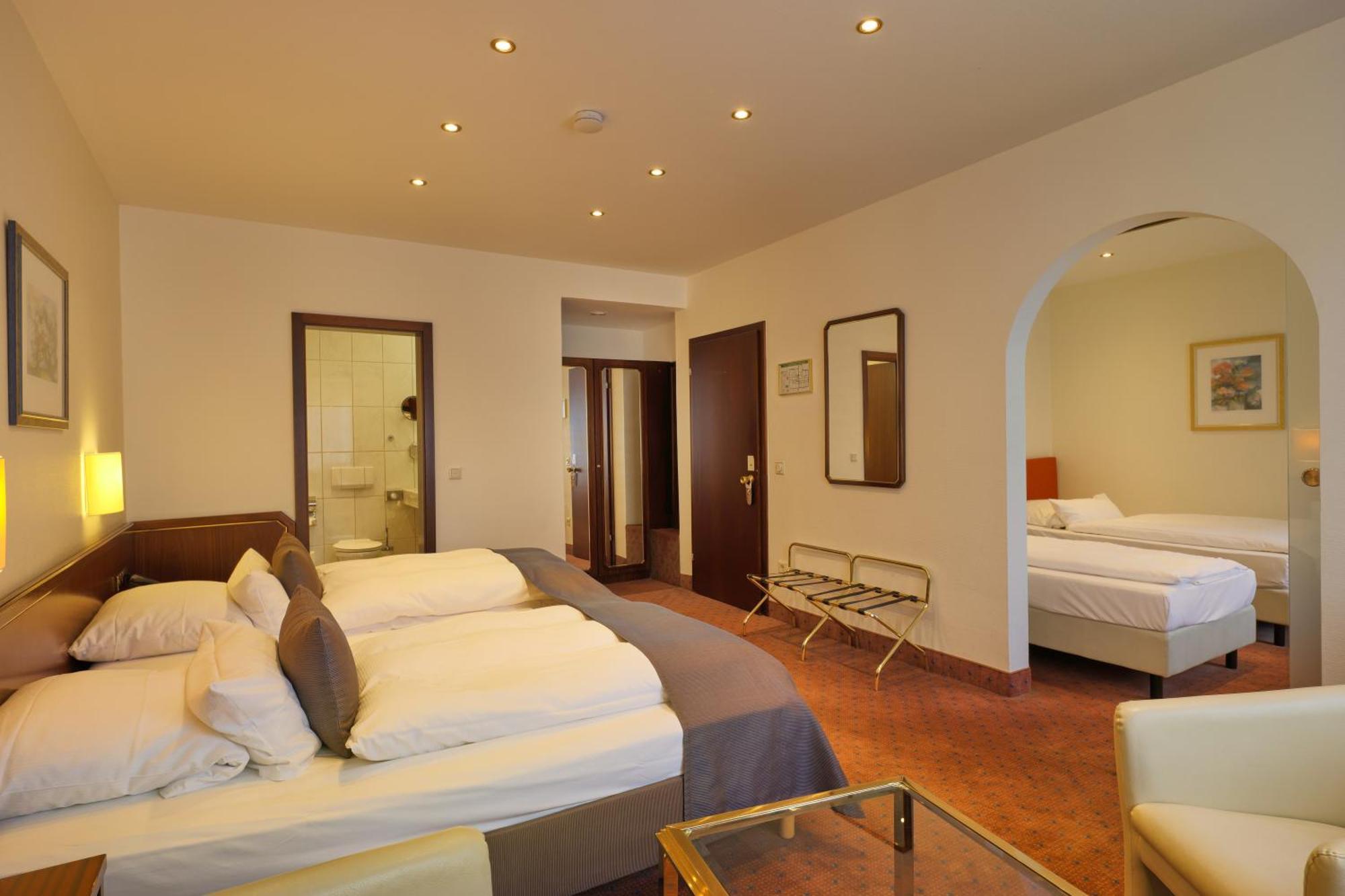 Trip Esplanade 4*